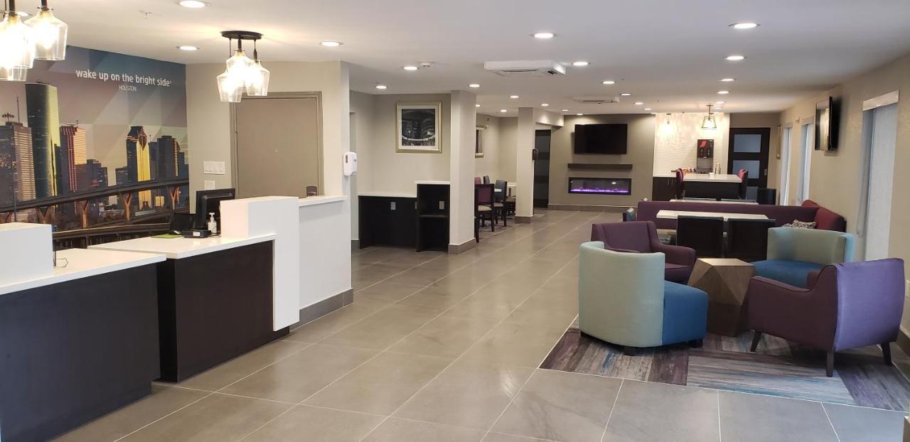 Otel La Quinta By Wyndham Nw Brookhollow