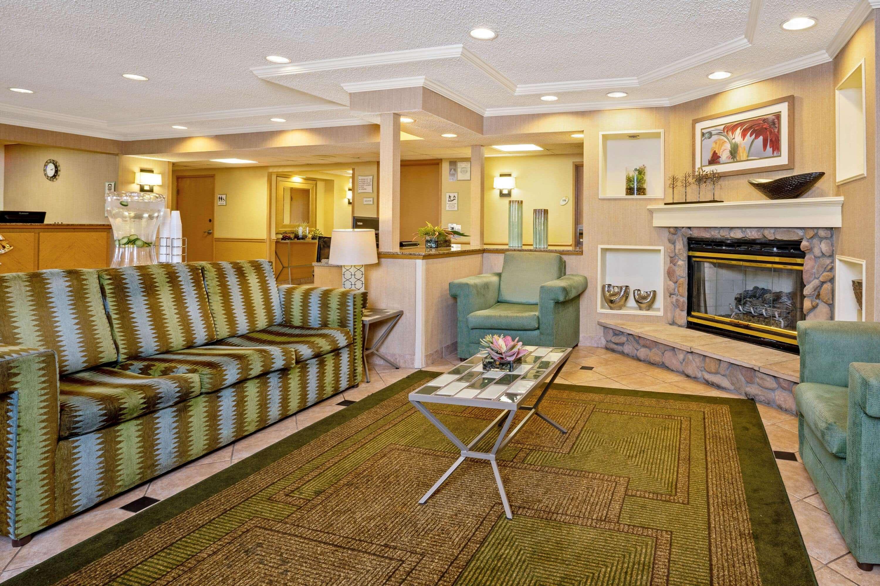 Hotel La Quinta By Wyndham Nw Brookhollow